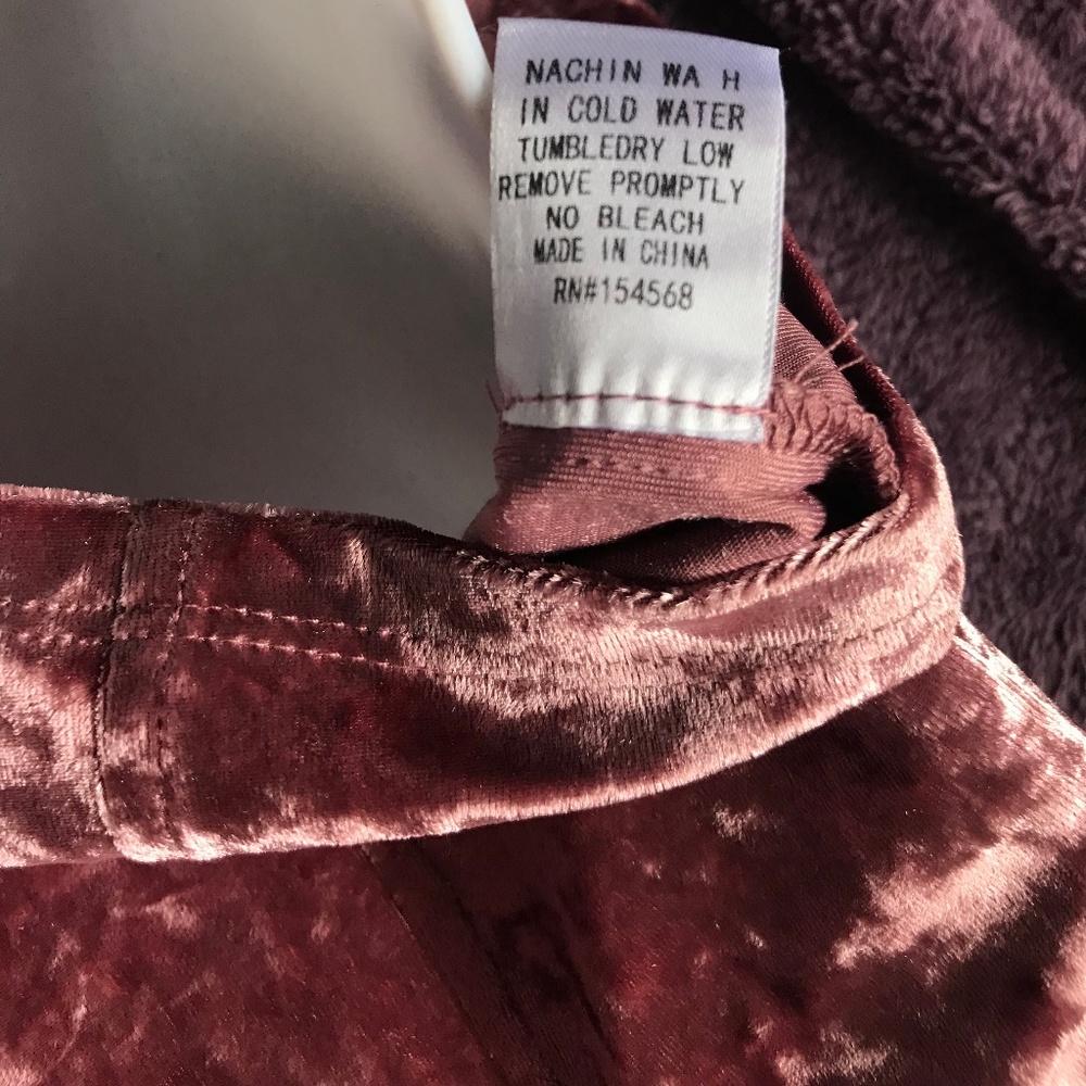 NWT Aliana | pink velvet top - Picture 5 of 8